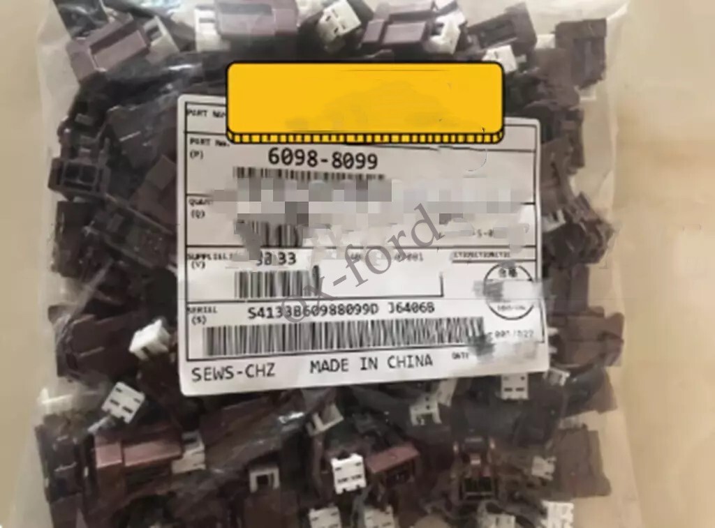 s-l1600-1729 S l1600 1729